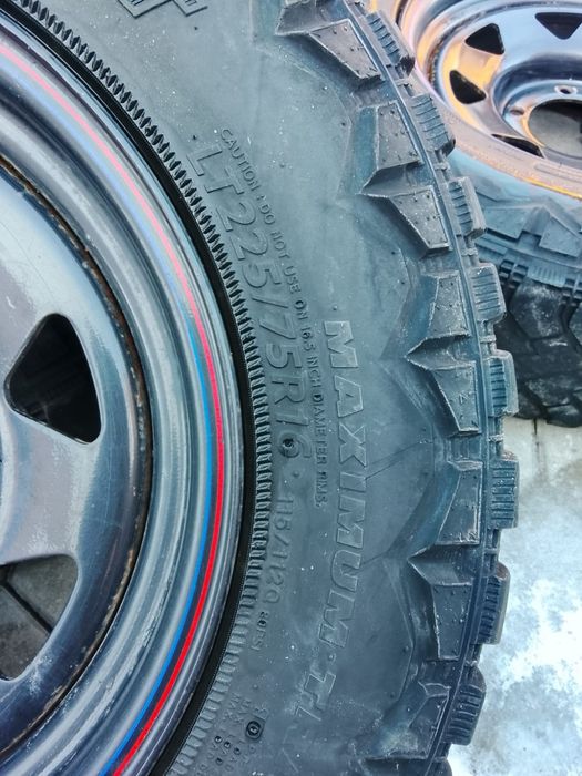 Продам диски с резиной