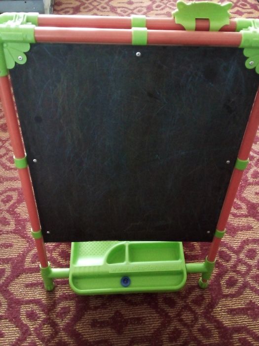Детский стол, доска магнитная для рисования