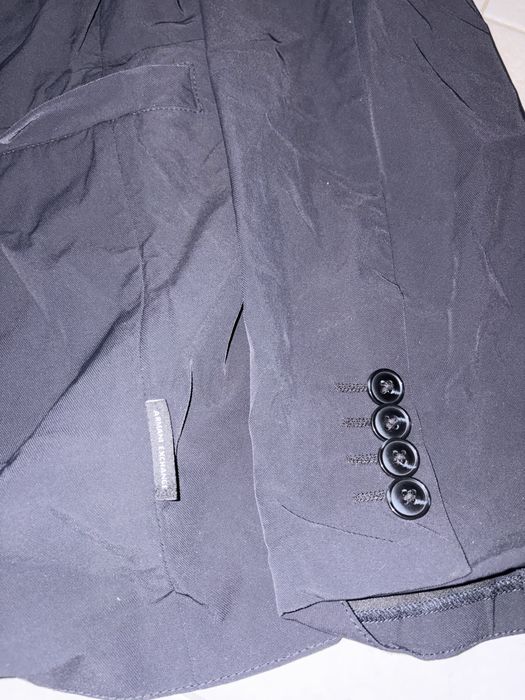 Блейзър Armani.