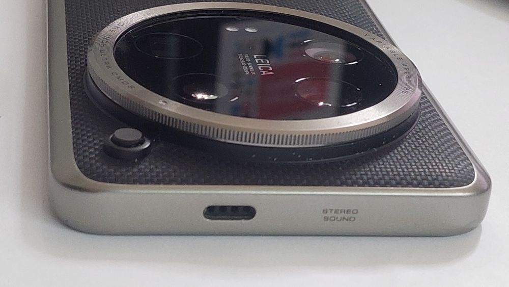 Xiaomi 14 ultra 512+18 GB ca nou, garanție, photography kit încărcător