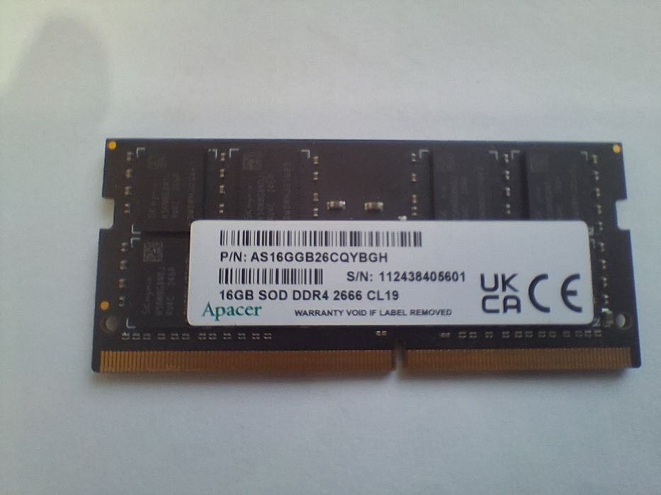 Плашка оперативки Apacer на 16GB
