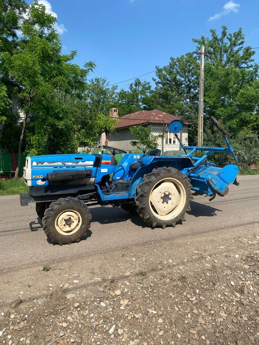 Tractor 4x4 Mitsubishi Iseki nu kubota foton same schimb