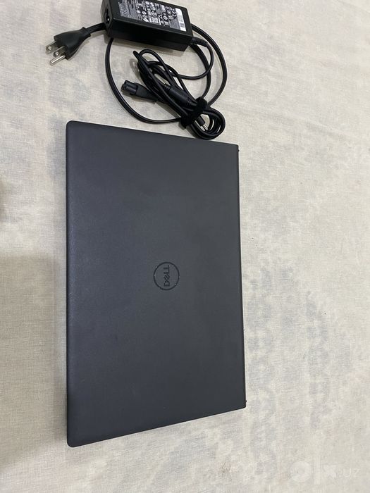 Dell inspiron i5-12  8/512