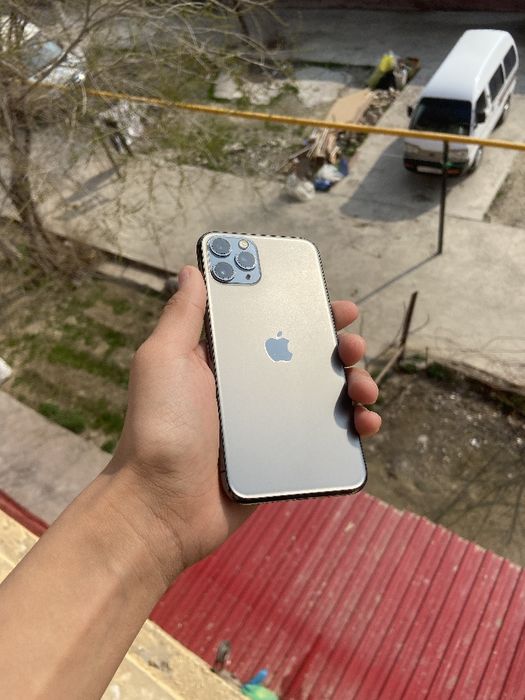 Iphone 11 pro sotiladi 64gb