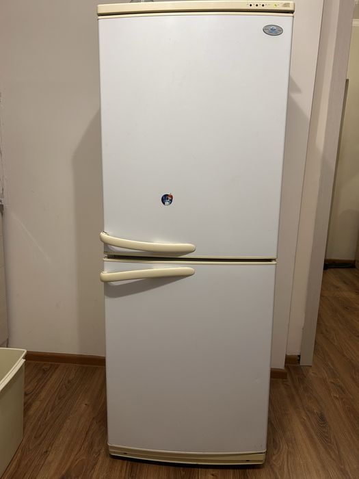 Холодильник в хорошем состоянии