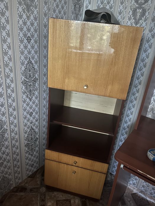 Отдам 4 шкафа на дрова