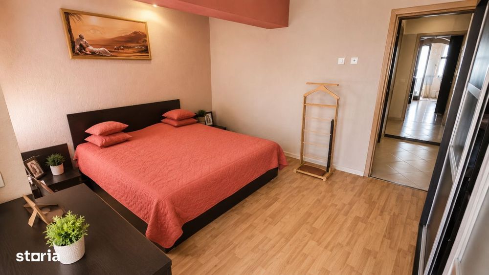 3 camere Gavana 3, etaj 3, sup = 95 mp, zona scolii nr. 19