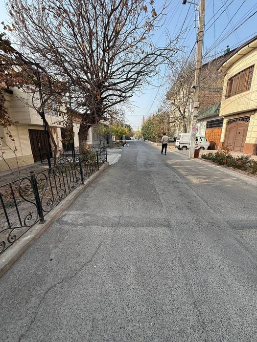 6 соток в Яккасарай / Ракат — фасад 20 м, под строительство 20*30