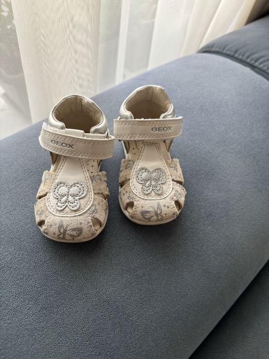 Бебешки сандалки Geoх
