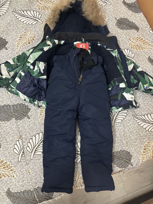 Продам детский комбинезон Coolladi