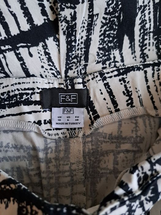 Миди рокля със зебров десен