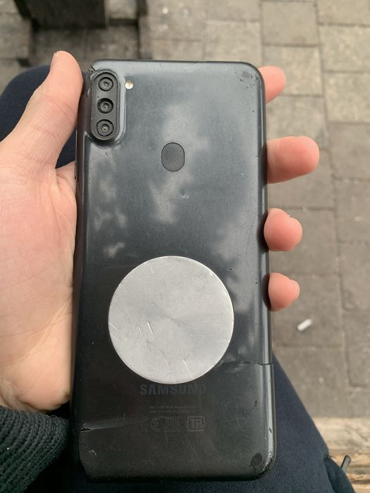 Самсунг А 11 б/у