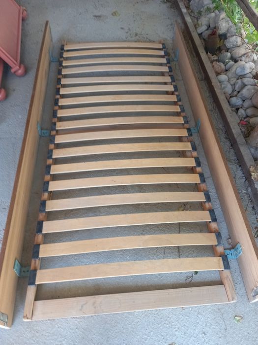 Бұрынғы жататын кереует