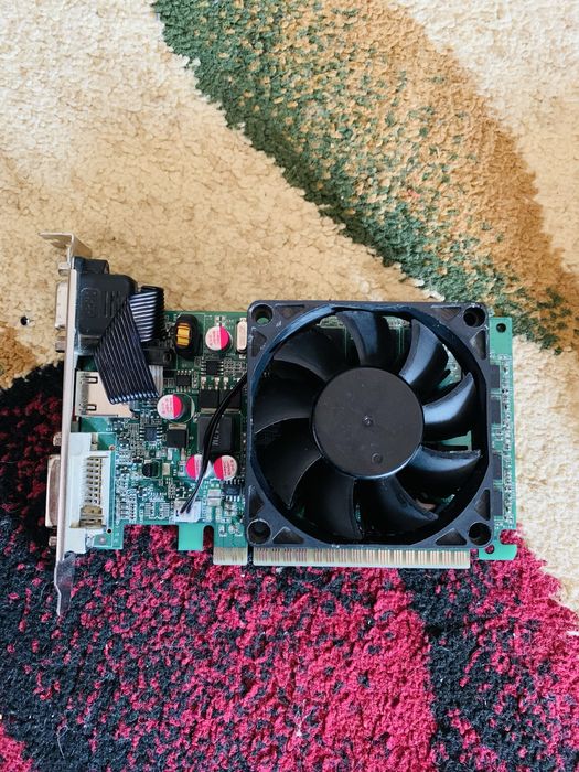 Nvidia Geforce GT210 (1GB)