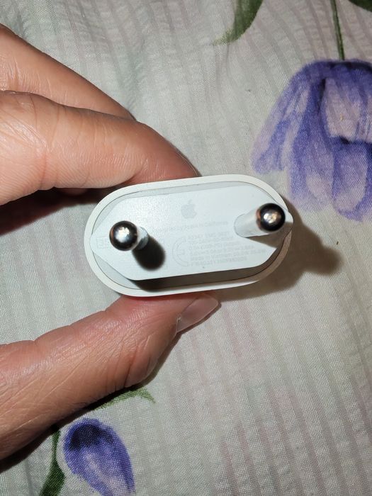 Зарядка на Айфон (apple, iPhone)