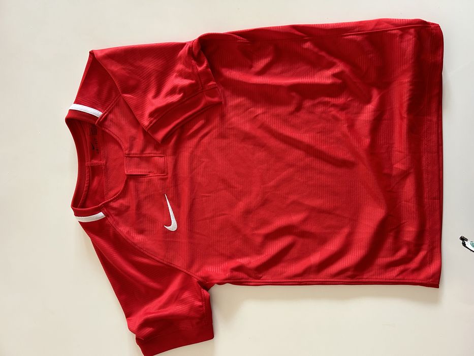 Спортна блузка Nike158