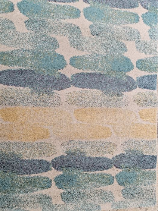 Covor 120x170 cm, este in stare perfecta, putin pufos