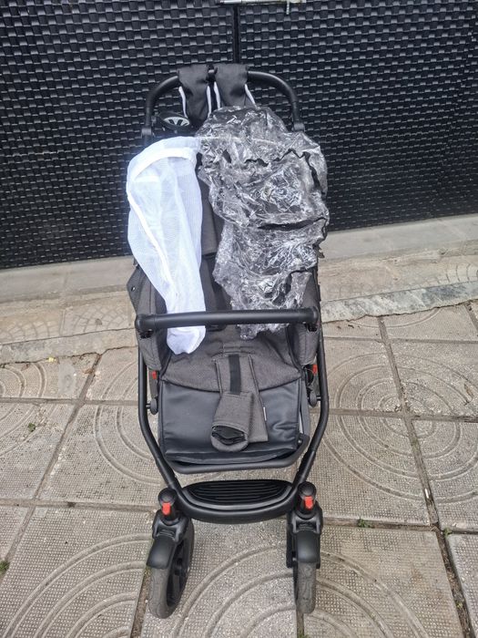 Бебешка количка 3 в 1 в цвят графит