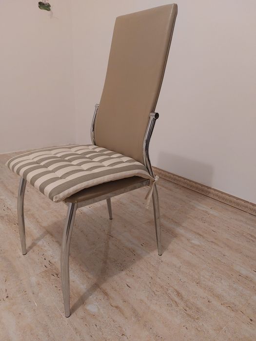 Scaune de bucatarie elegante!