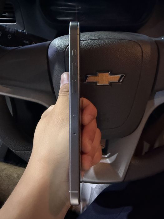Продам Iphone 15 pro Max