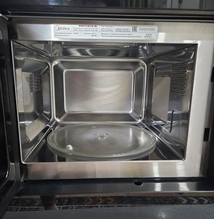 Микроволновка Midea встраиваемая бу