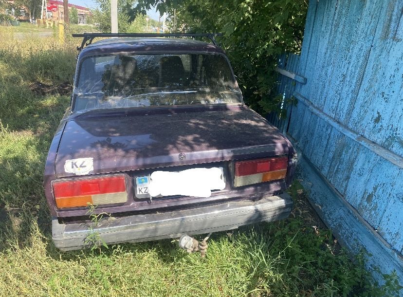 Продам ваз -2107