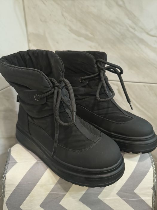 Ботинки теплые р.40 -41