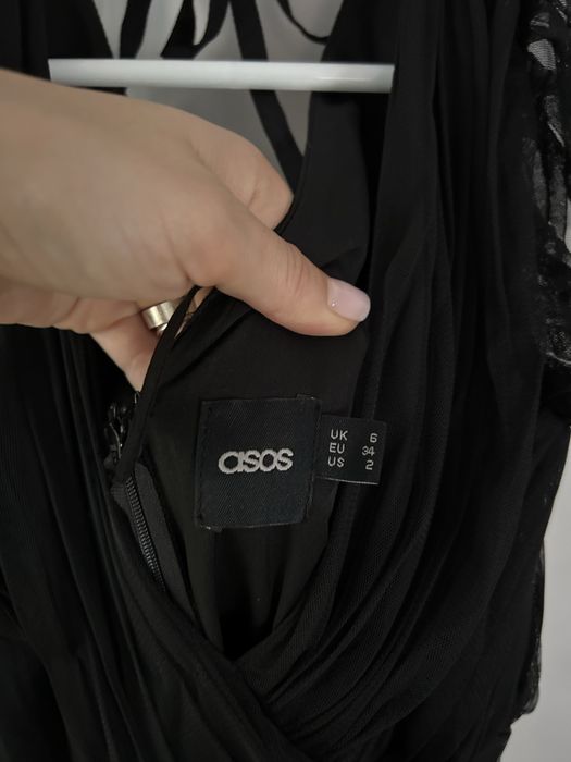 Rochie ocazie din tull Asos
