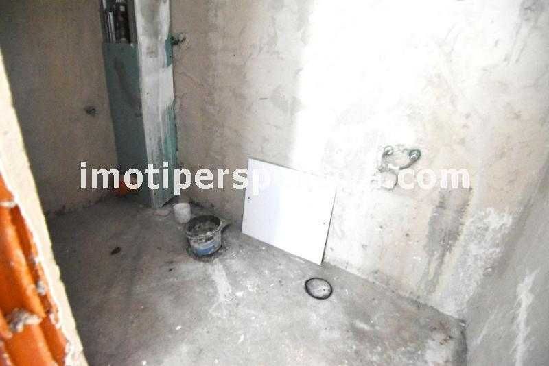 Продава се Тристаен апартамент в Пловдив, Кършияка - 106 кв.м за 962 €/кв.м - Снимка #12