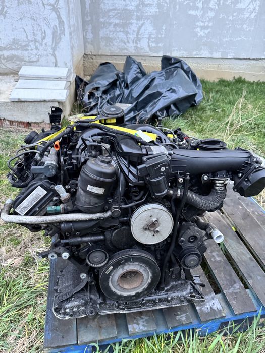 Dezmembrez Motor Audi 3.0 TDI Q5/A6/A7 Touareg cod CDUD