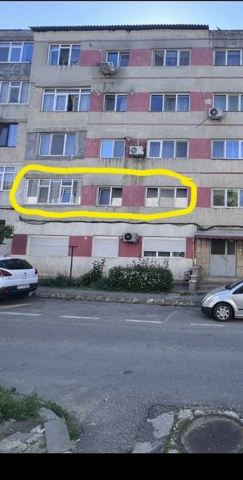 Vând apartament cu 2 camere, decomandat