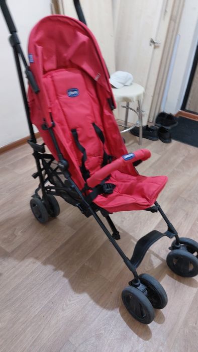 Коляска детская Чикко