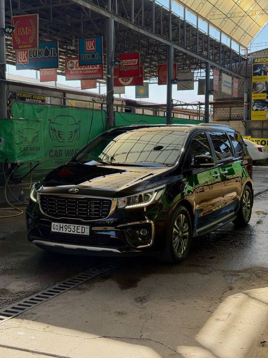 Kia carnival срочно сотилади