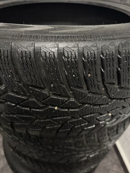Set 4 anvelope de iarna 225/50/R18 99H XL Nokian