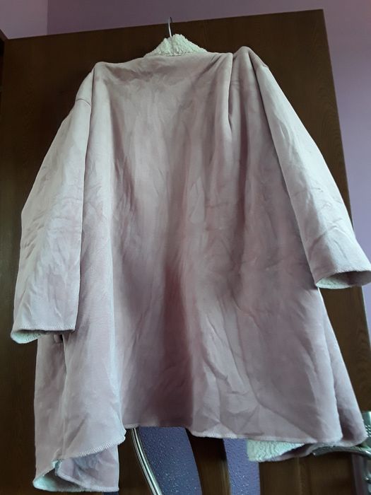 Vând Cardigan Damă Lung  cu Blanita Nou Italia Mărimea L-XL