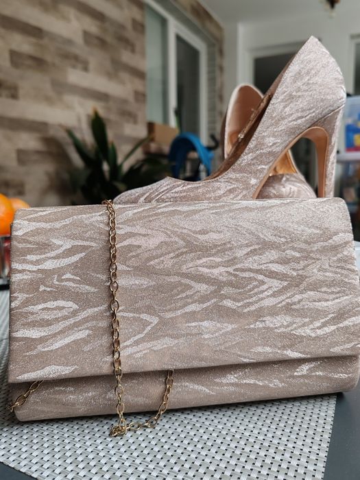 Обувки и чанта кимплект