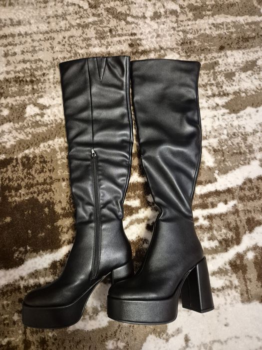 Дамски кожени чизми