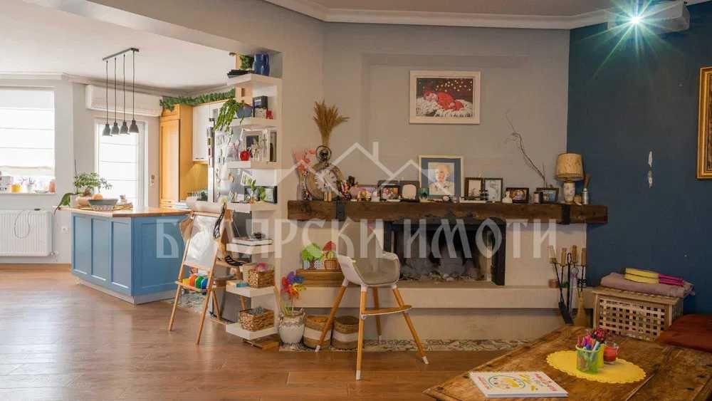 Продава се Четиристаен апартамент в Велико Търново, Бузлуджа - 158 кв.м за 1519 €/кв.м - Снимка #7