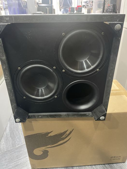 Revox activ subufer