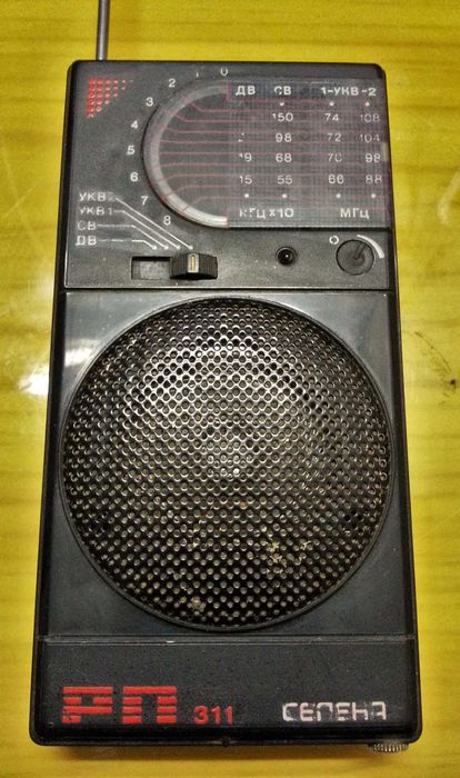 Портативный радиоприемник Селена РП-311