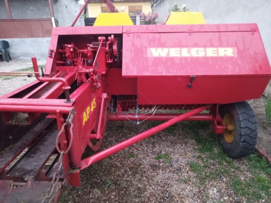 Vând presă de balotat