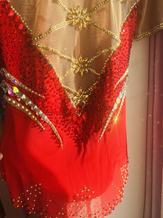 Трико за художествена гимнастика