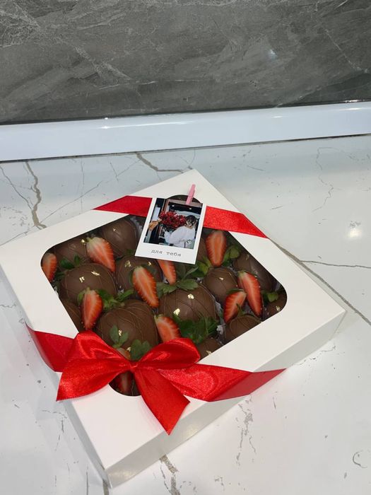 Клубника в шоколаде в АЛМАТЫ