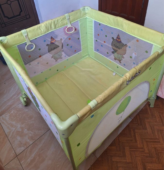 Продам детский манеж