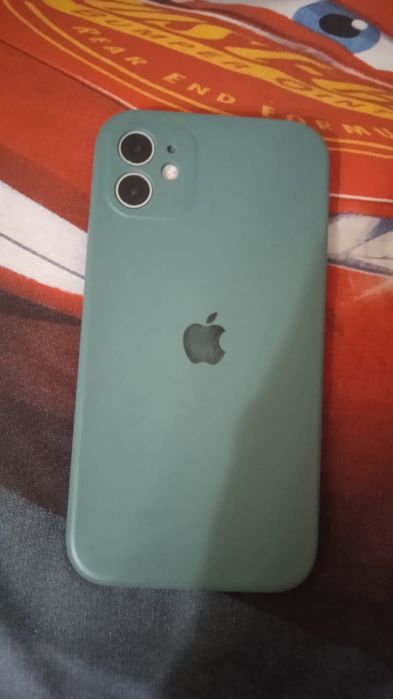 Продам айфон 11 128gb