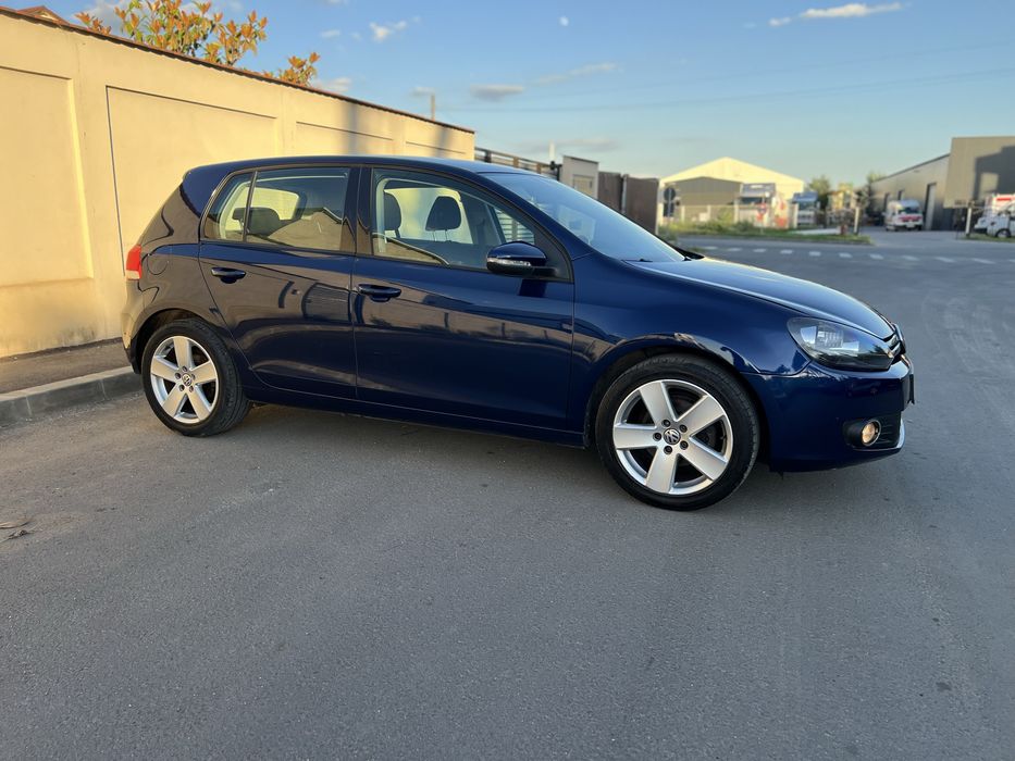 VOLKSWAGEN Golf 2011 — imagine 2