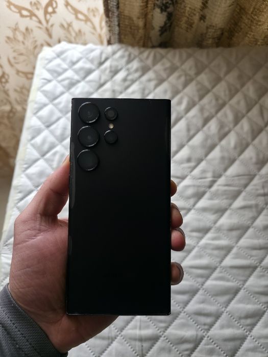 Vand samsung galaxy S 23 ultra
