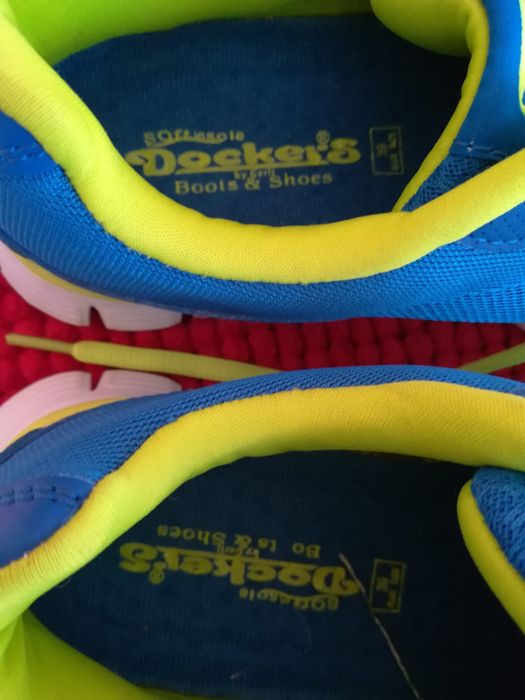 Adidași Dockers nr 39 unisex