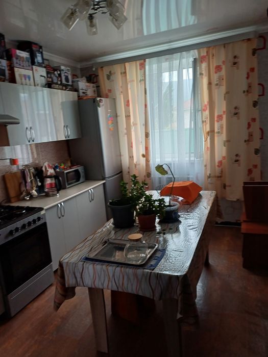 Квартира 3 комнатная