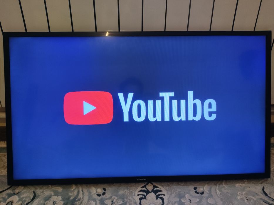 Телевизор смарт Самсунг